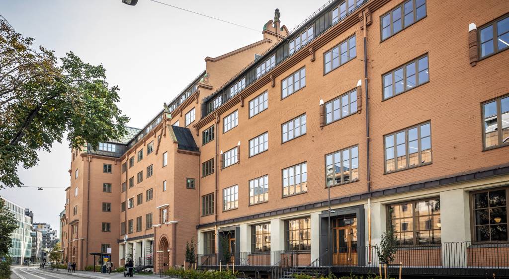 Entra har de siste årene gjennomført en omfattende rehabilitering av Tollgaarden i Schweigaards gate 15.