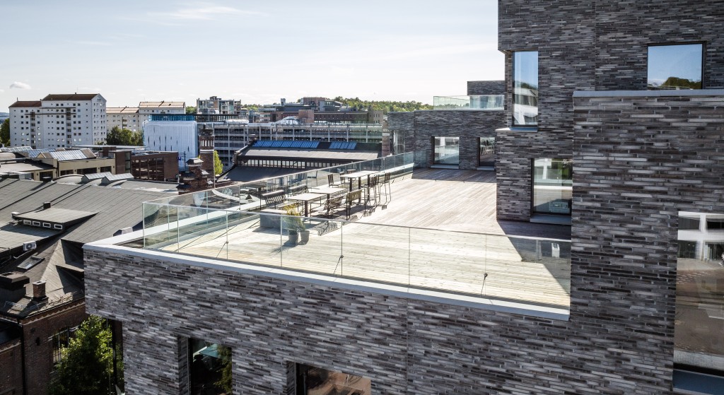 Verkstedveien 1 som ligger sentralt til på Skøyen har flere takterrasser. Foto: Knut Neerland - Magent.no