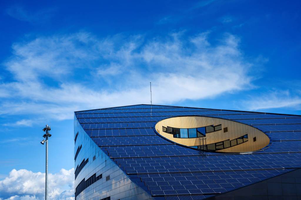 Bilde av Brattørkaia 17 - Powerhouse fasade med solceller