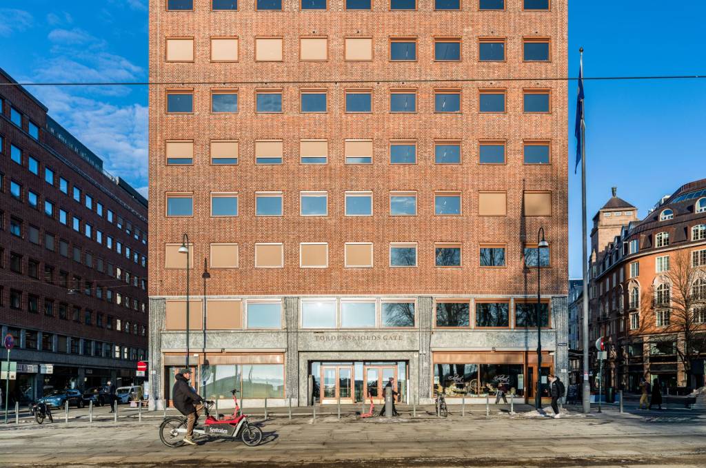 Handel- og serveringslokale