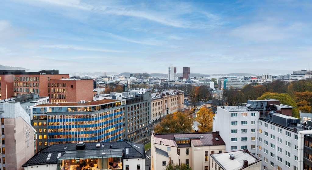 I bygget kan vi tilby topp etasjene med spektakulær panorama utsikt.