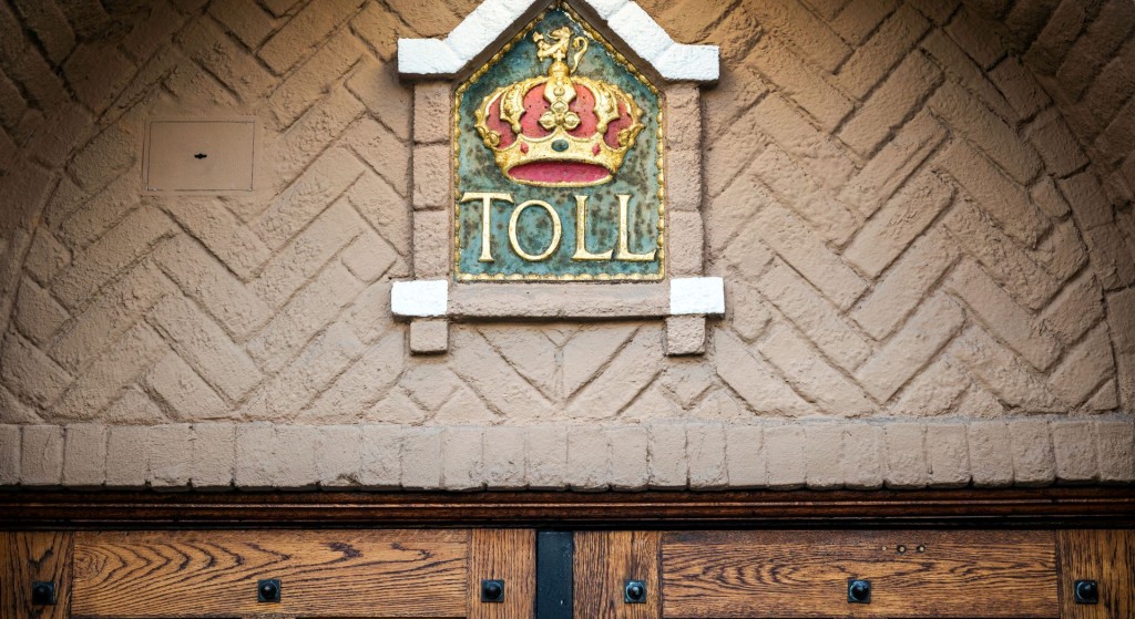 Toll emblem