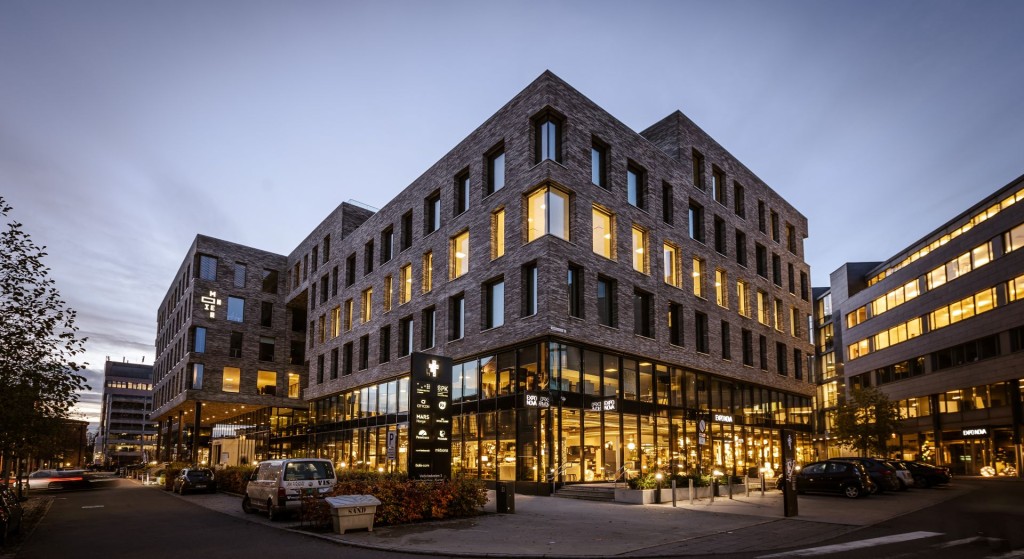 Eksteriørbilde kveldstid